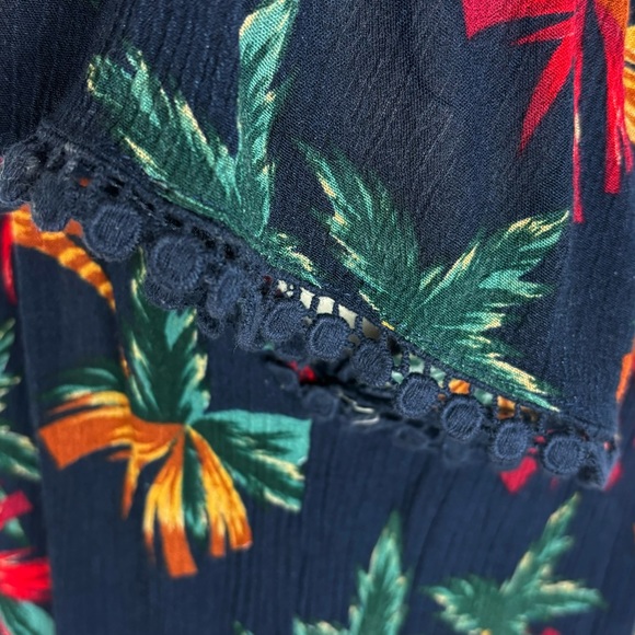 Twik navy palm tree blouse - Picture 4 of 7